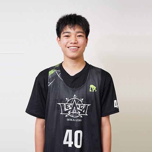 ⻄村 優真